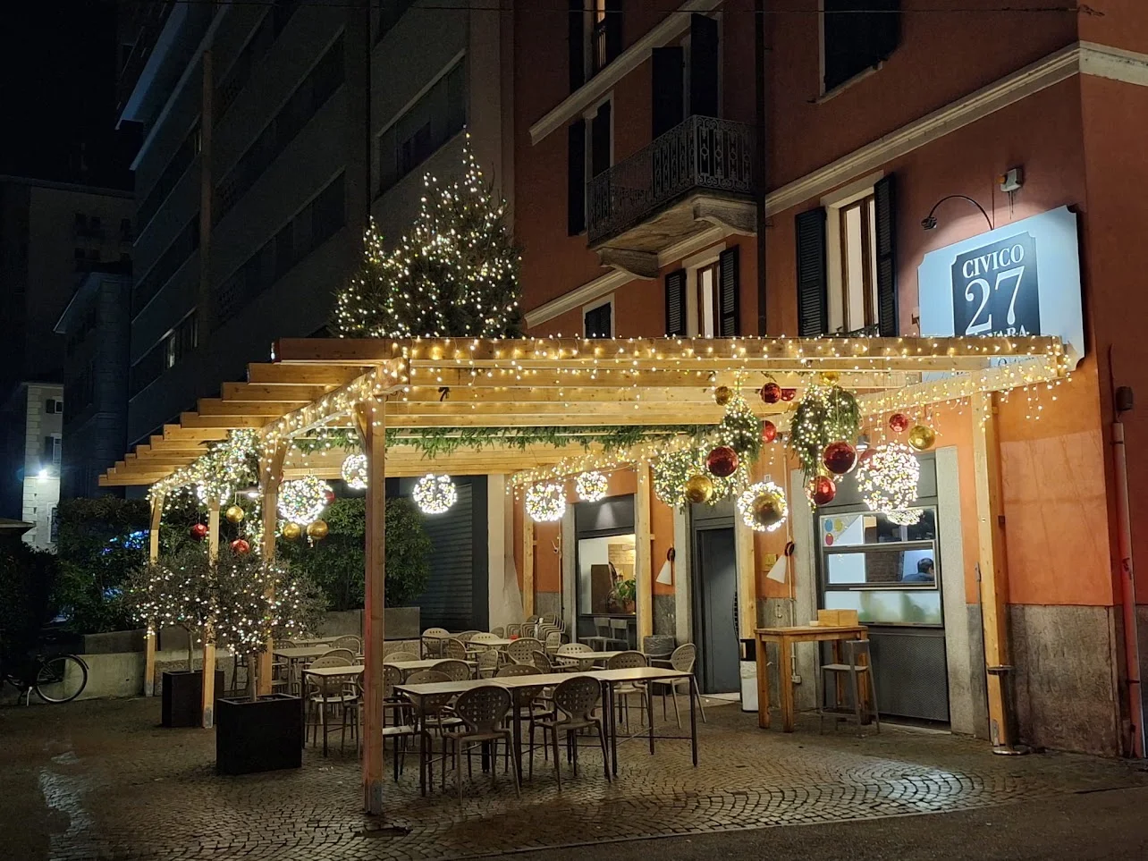 Dehors di Civico 27 Novara